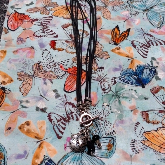 BRIGHTON Toggle closure with charms on multi leather cord - Picture 3 of 4